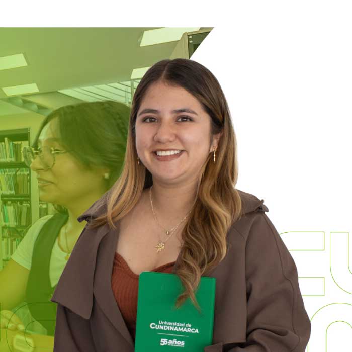Estudiante sonriendo