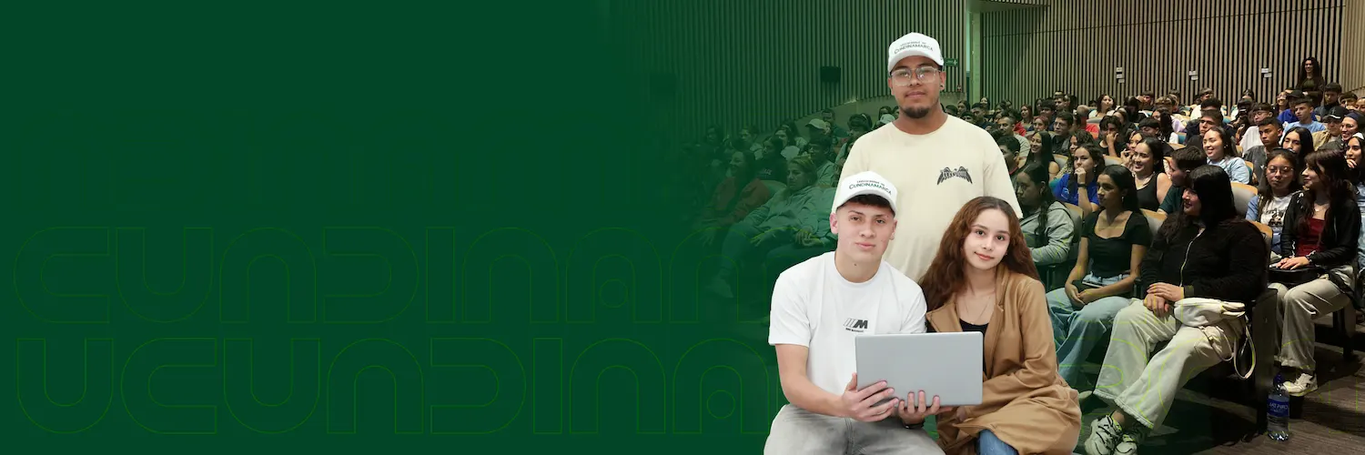 Estudiantes sonriendo