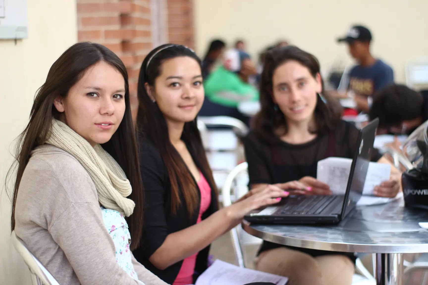 imagen de niños felices