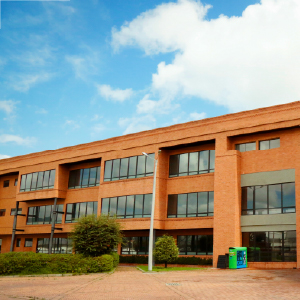 fachada extensión Chía