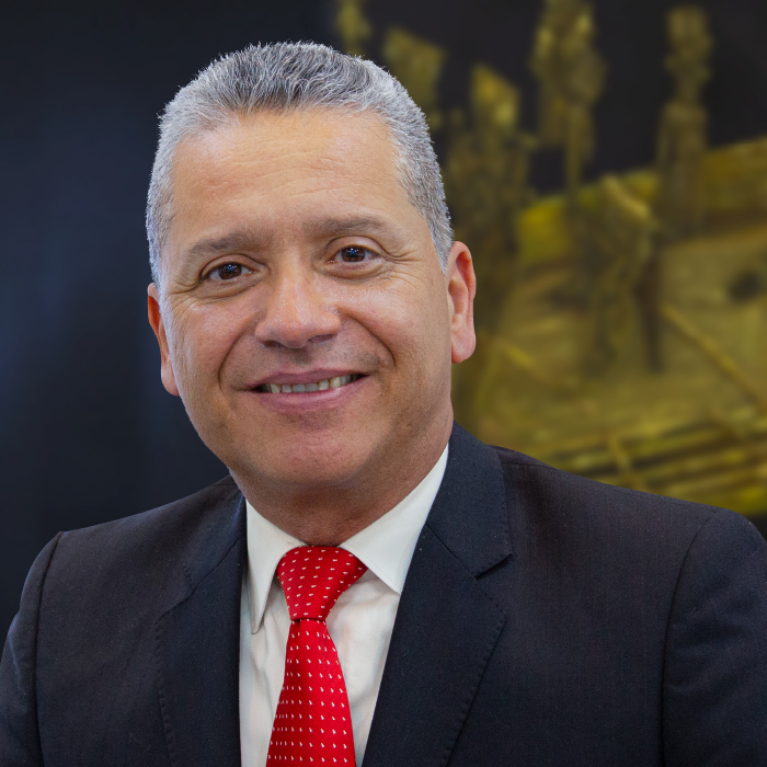 Retrato del rector Adriano Muñoz Barrera