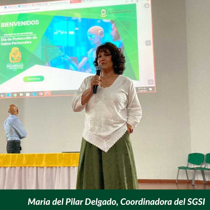 fotografía de Maria del Pilar Delgado, Coordinadora del SGSI