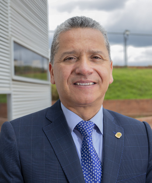 Adriano Muñoz Barrera - Rector